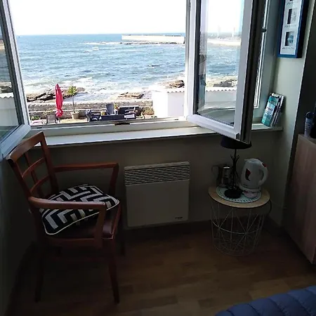 La Rose Des Mers Bed & Breakfast *