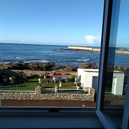 La Rose Des Mers Bed & Breakfast *